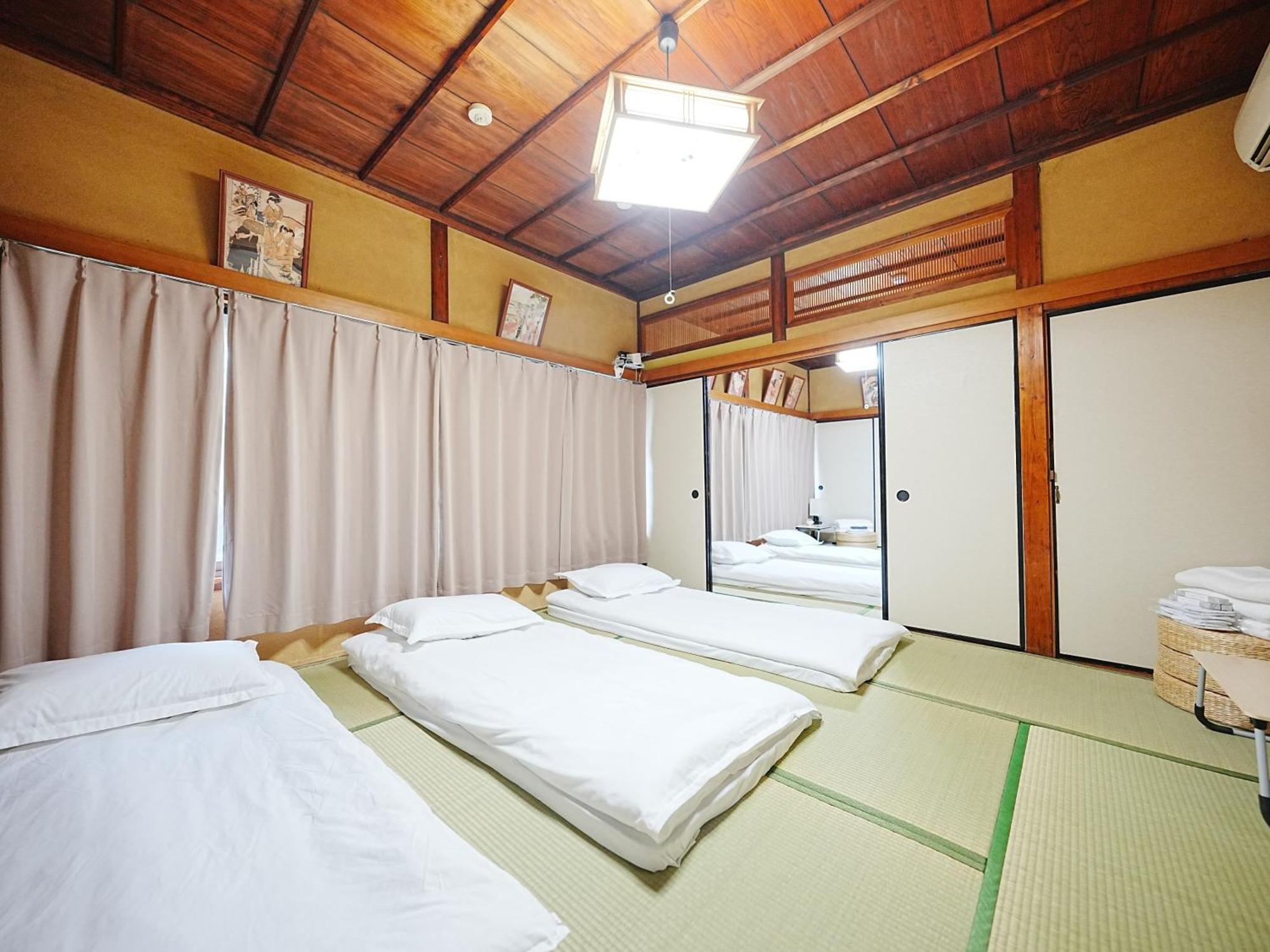 Family Or Business Travel 20 Percent Off丨200 Sqm 丨 14 Min To Shinjuku 丨century-old Japanese Garden 丨3 Parking Spaces丨4 Bedrooms Tōkyō